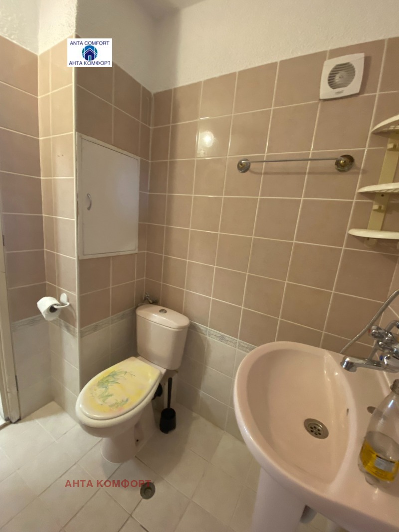 K pronájmu  1 ložnice Sofia , Borovo , 71 m2 | 91037313 - obraz [13]