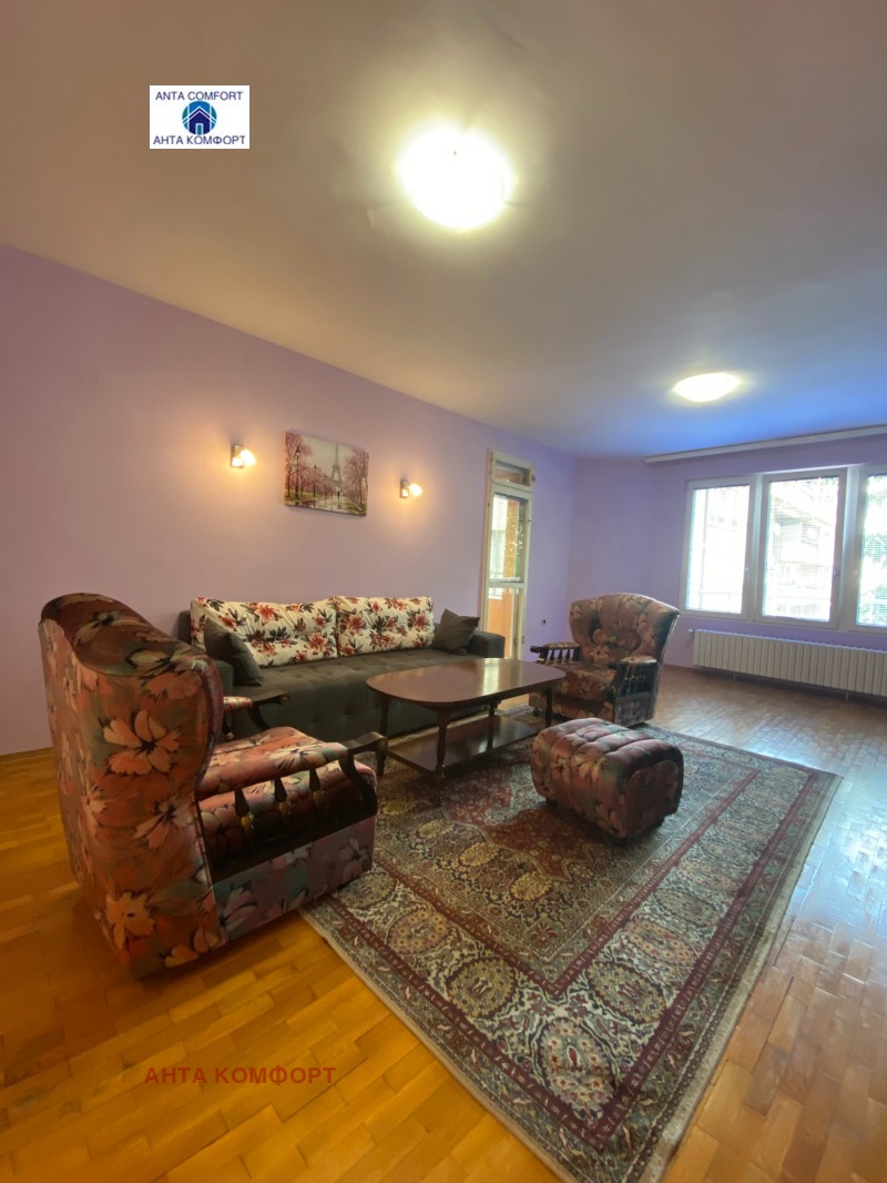 K pronájmu  1 ložnice Sofia , Borovo , 71 m2 | 91037313