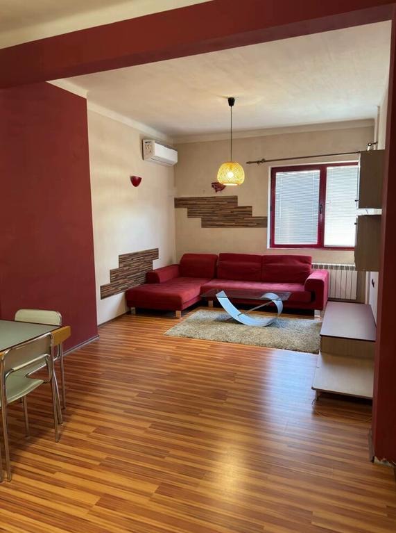 Zu vermieten  3+ Schlafzimmer Sofia , Oborishte , 98 qm | 97622735