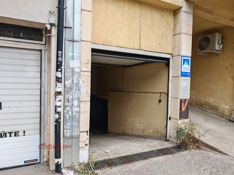 Дава под наем  Гараж град София , Стрелбище , 14 кв.м | 24882103 - изображение [2]