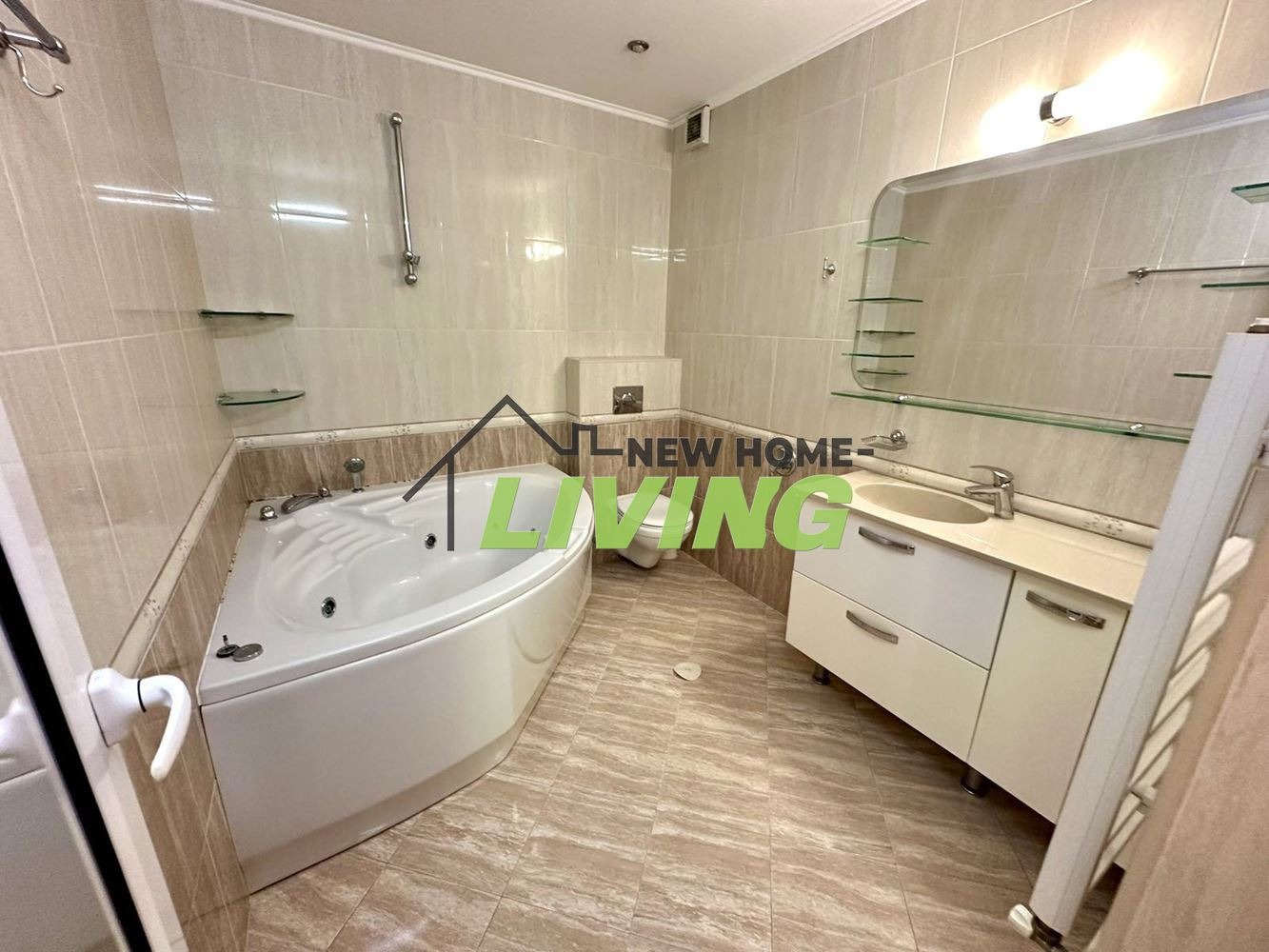 Дава под наем 4-СТАЕН, гр. Пловдив, Кършияка, снимка 11 - Апартаменти - 56018079