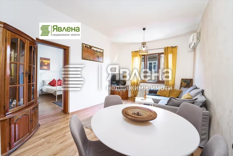 Дава под наем  3-стаен град София , Център , 80 кв.м | 80928609