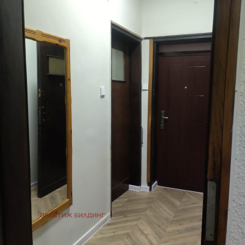 Дава под наем 4-СТАЕН, гр. София, Център, снимка 13 - Апартаменти - 52657913