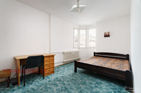 2 Schlafzimmer Lozenez, Sofia 1