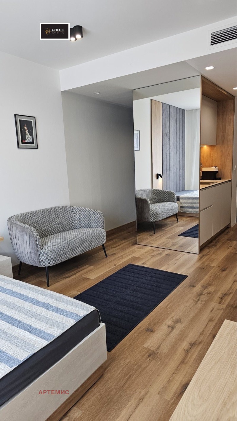 Zu vermieten  Studio Sofia , Zona B-5 , 46 qm | 83778312