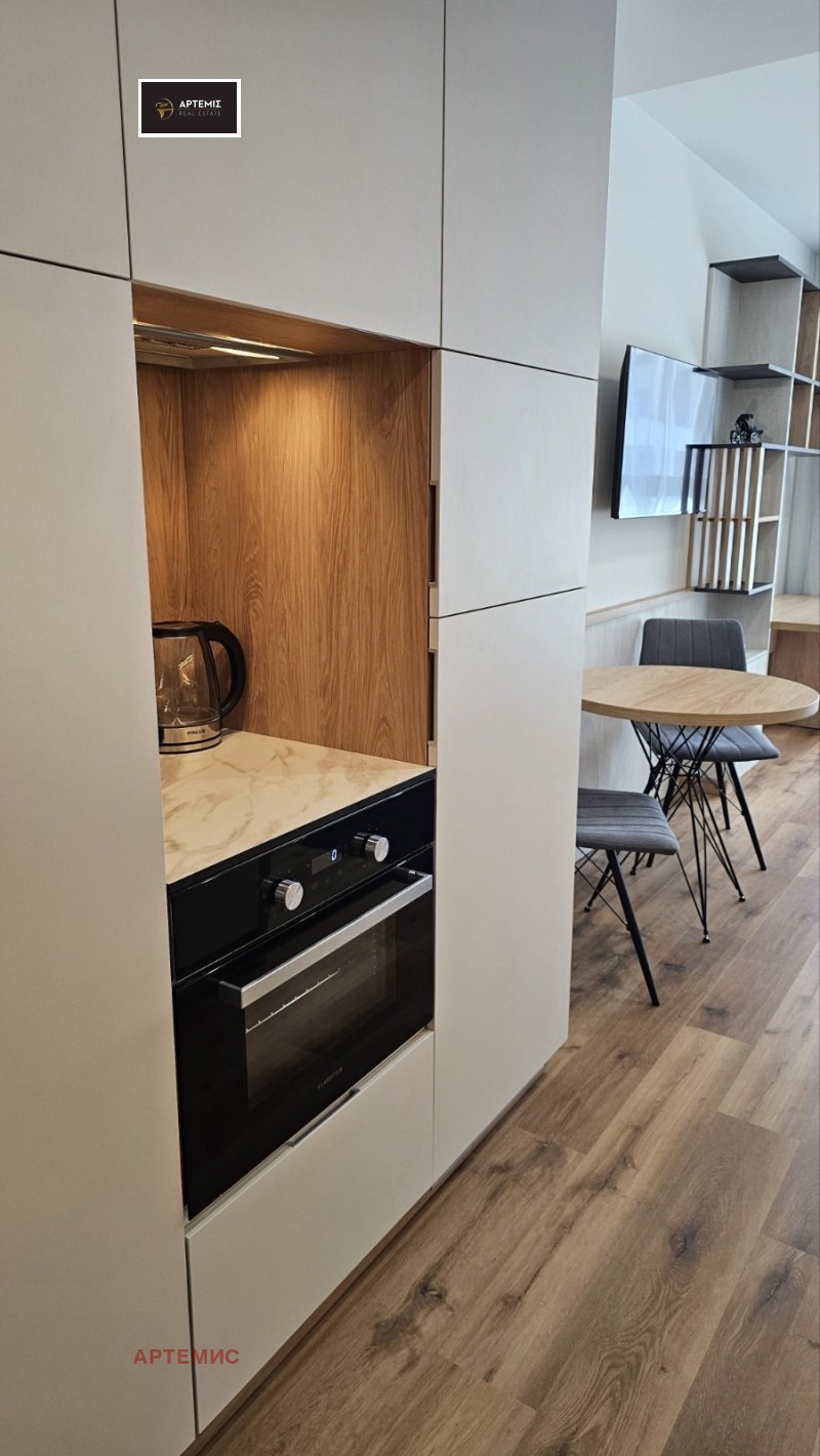 Zu vermieten  Studio Sofia , Zona B-5 , 46 qm | 83778312 - Bild [6]