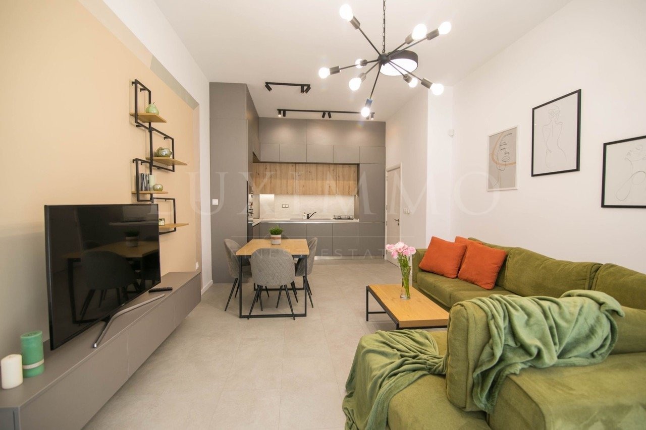 Дава под наем 2-СТАЕН, гр. София, Лозенец, снимка 2 - Апартаменти - 54264022