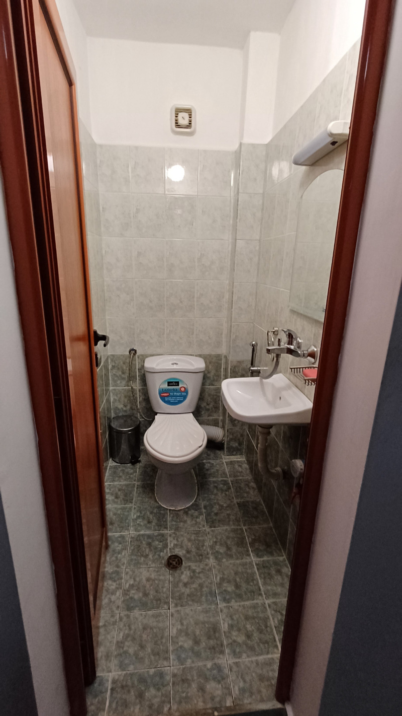 Дава под наем  3-стаен град Плевен , Широк център , 88 кв.м | 57798828 - изображение [12]