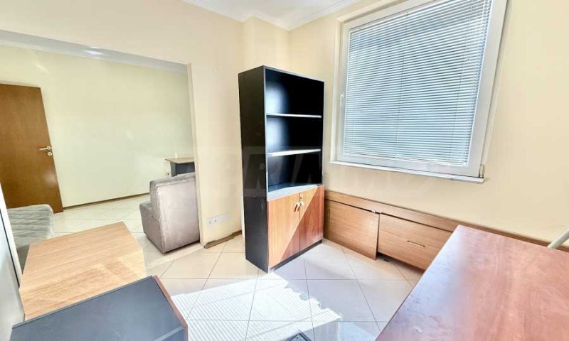 Til leje  Kontor Plovdiv , Tsentar , 62 kvm | 31786577 - billede [3]
