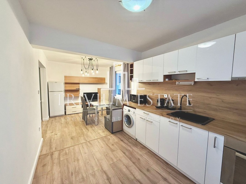 Дава под наем 3-СТАЕН, гр. Пловдив, Младежки Хълм, снимка 3 - Апартаменти - 52635374