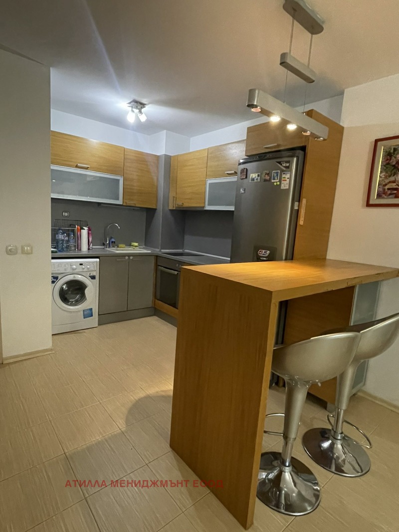 Da affittare  1 camera da letto Plovdiv , Karshiiaka , 70 mq | 31331179