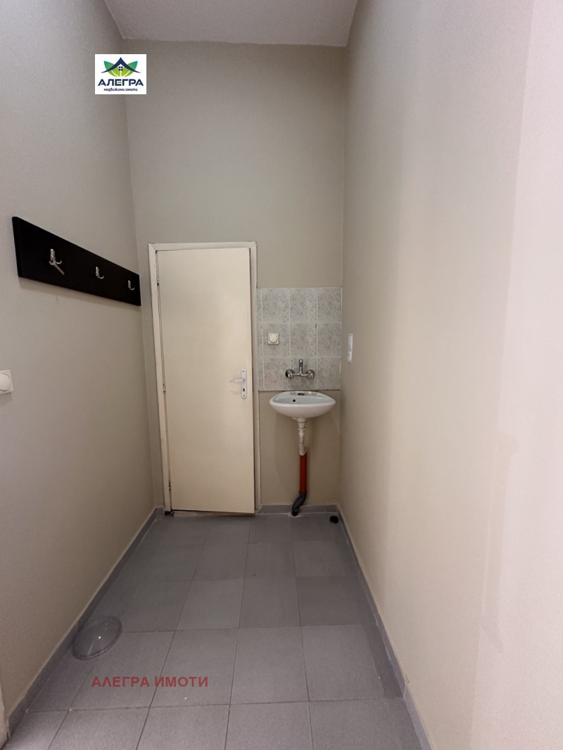 Дава под наем  Пром. помещение град Пазарджик , Ставропол , 48 кв.м | 85075573 - изображение [5]