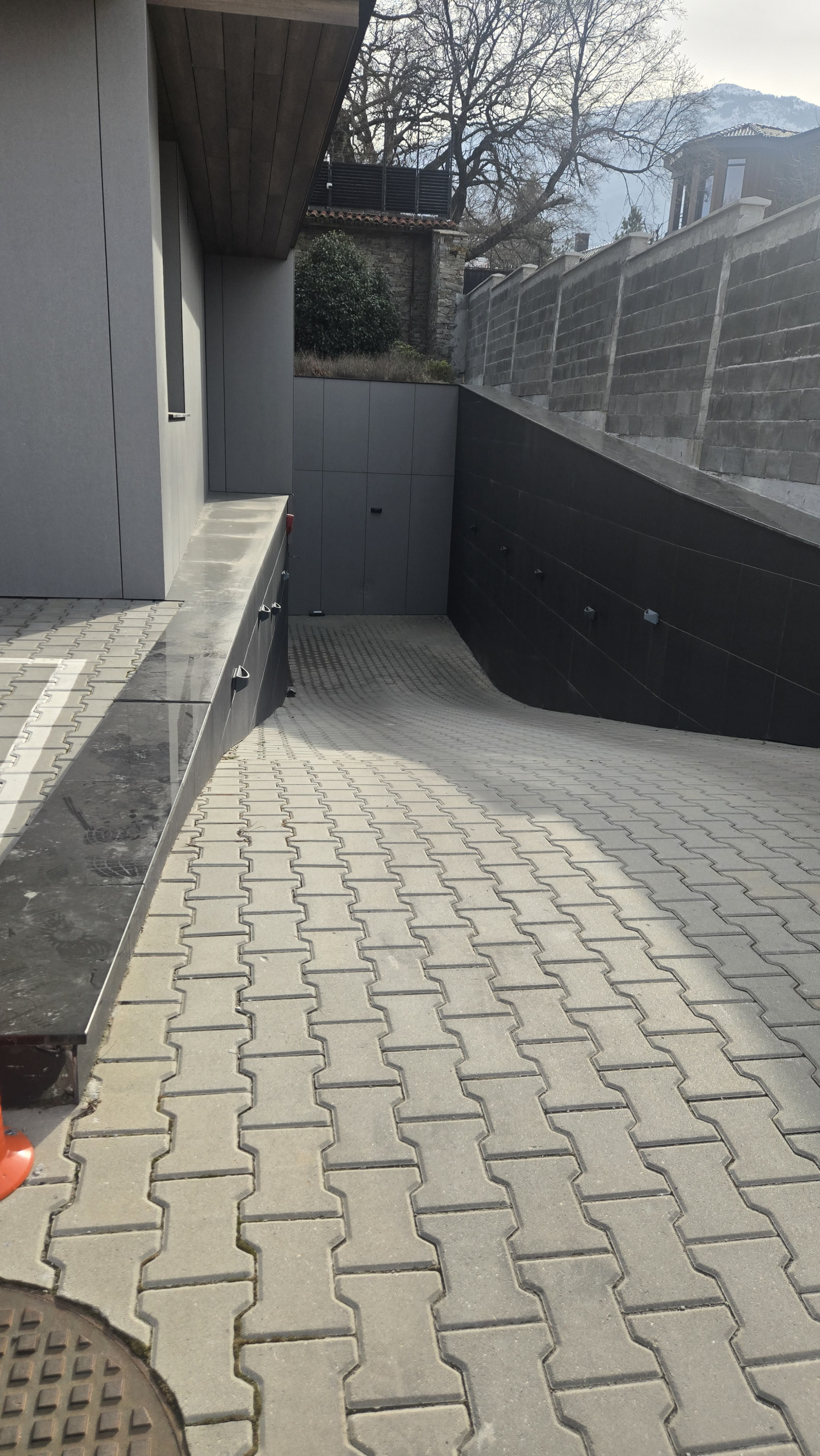 Дава под наем ГАРАЖ, ПАРКОМЯСТО, гр. София, Драгалевци, снимка 3 - Гаражи и паркоместа - 53705807