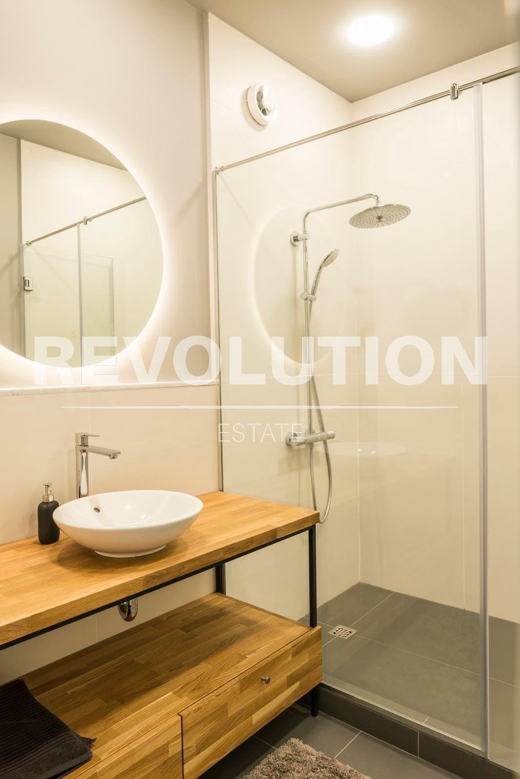 Дава под наем 3-СТАЕН, гр. София, Център, снимка 12 - Апартаменти - 53732382