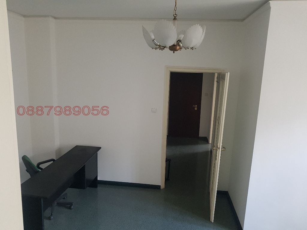 Дава под наем МНОГОСТАЕН, гр. София, Център, снимка 6 - Апартаменти - 53868242