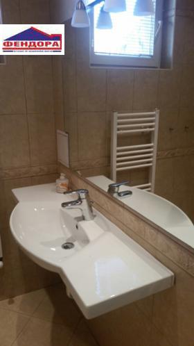 ���� ��� ���� 3-����� | Imot.bg � ����� ������ 11