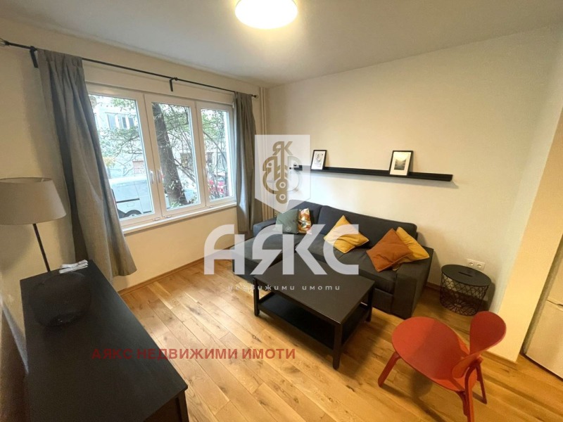 För uthyrning  1 sovrum Sofia , Javorov , 70 kvm | 43440280