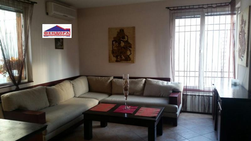 Издаје се  2 спаваће собе Софија , Манастирски ливади , 90 м2 | 37464759