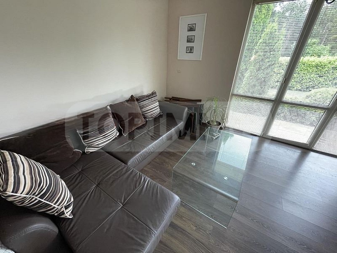 Дава под наем КЪЩА, гр. Варна, м-т Акчелар, снимка 2 - Къщи - 53243471