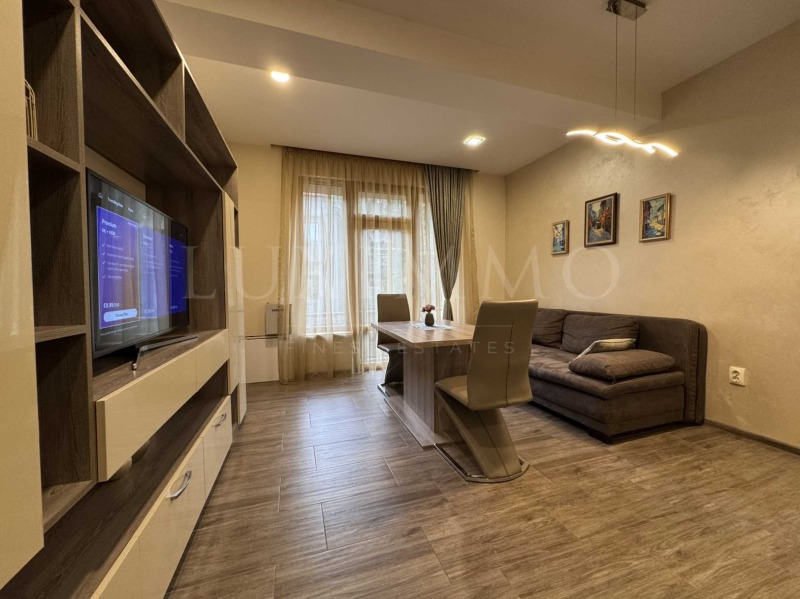 Kiadó  1 hálószoba Sofia , Centar , 78 négyzetméter | 68091404 - kép [4]