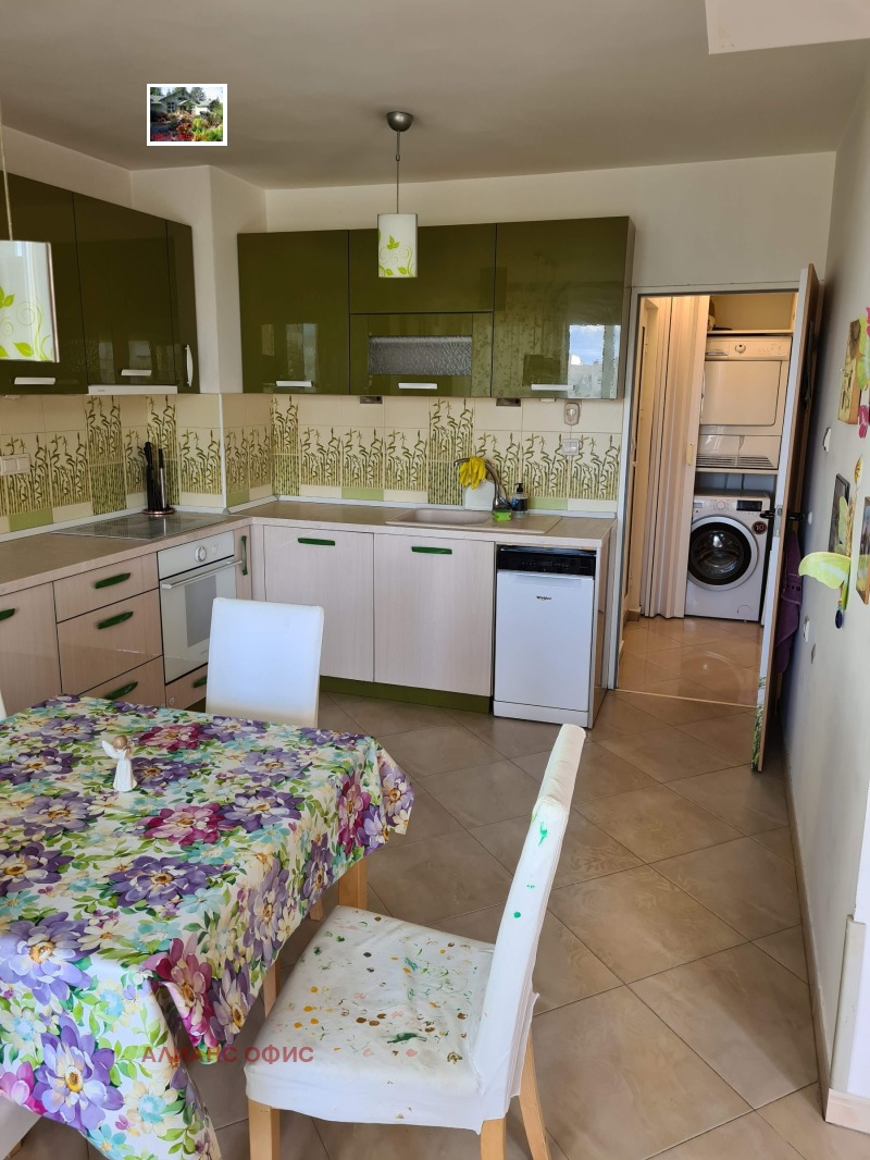 A louer  2 chambres Sofia , Droujba 2 , 110 m² | 65317719