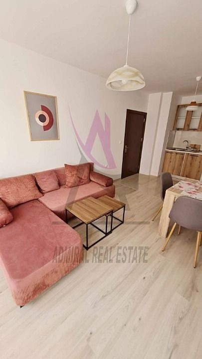 Da affittare  1 camera da letto Varna , Vazragdane 1 , 60 mq | 65831318