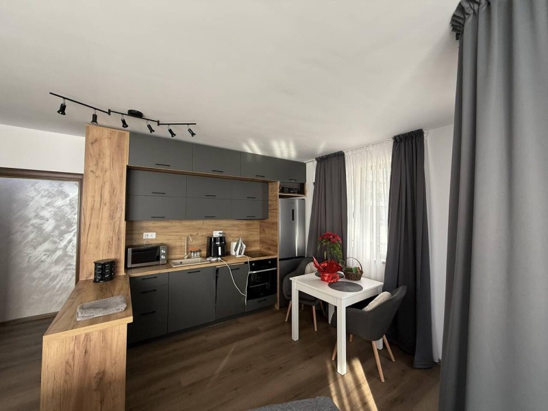 Под наем 3-СТАЕН, град Пловдив, Христо Смирненски • 664 € • 33100628 — Holmes.bg