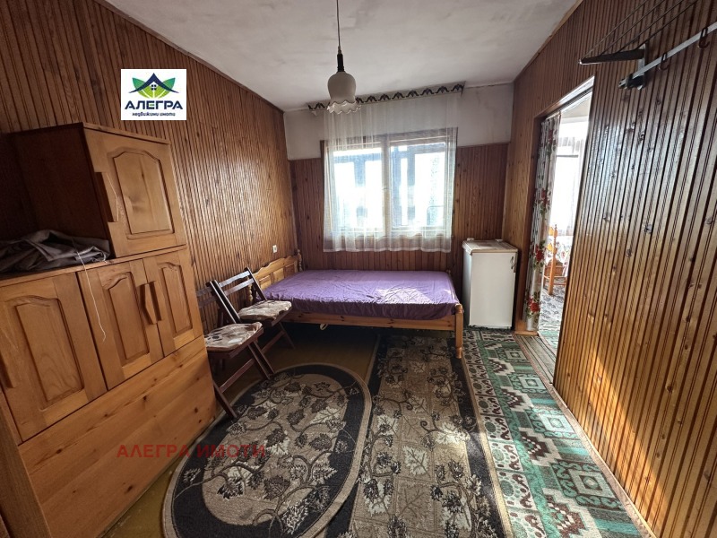 Дава под наем 1-СТАЕН, гр. Пазарджик, Център, снимка 2 - Апартаменти - 52637486