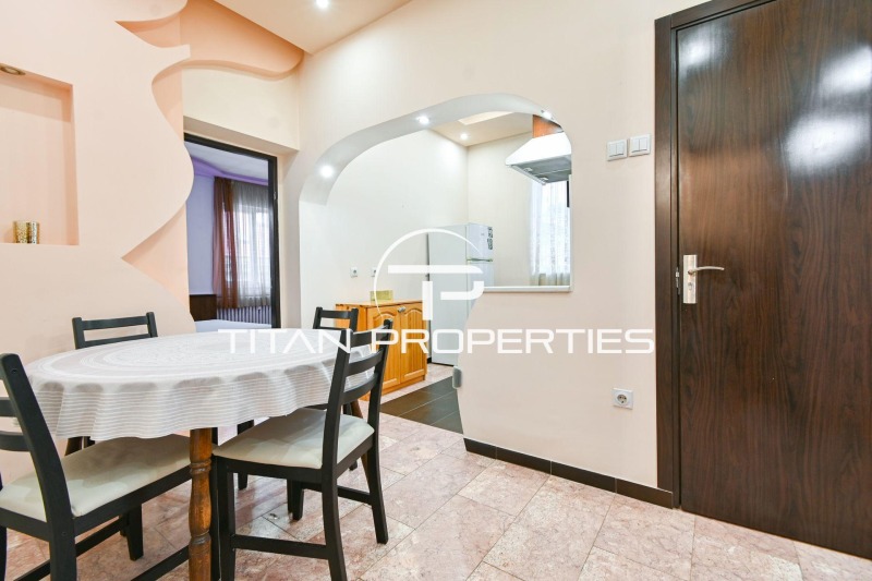 Дава под наем 2-СТАЕН, гр. София, Център, снимка 4 - Апартаменти - 53267190