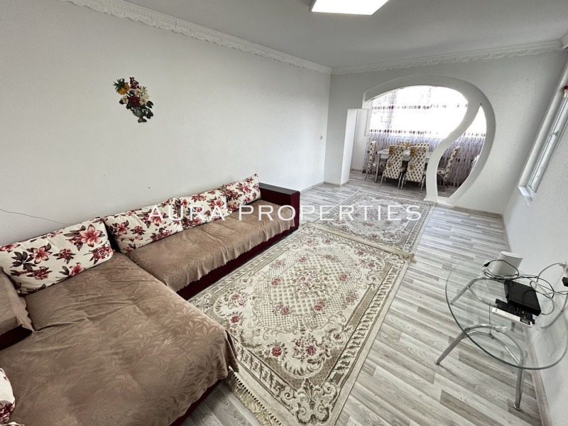 В оренду  2 спальні Разград , Стефан Караджа , 80 кв.м | 96094673