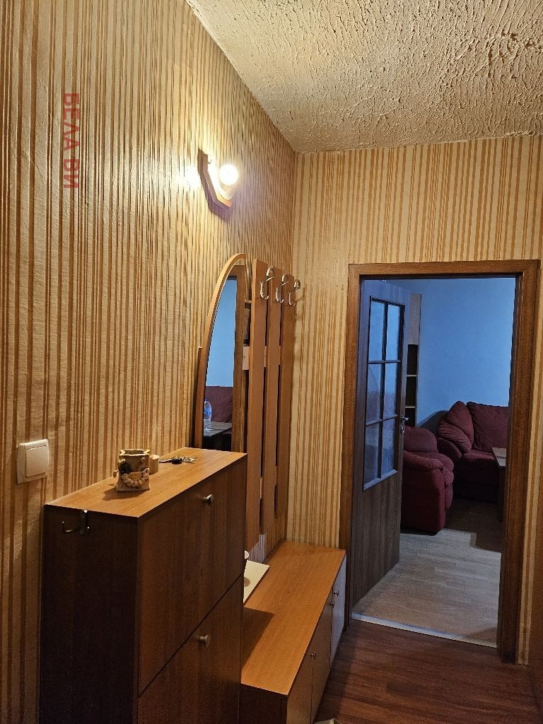 Til leie  1 soverom Pernik , Iztok , 68 kvm | 81265371 - bilde [8]