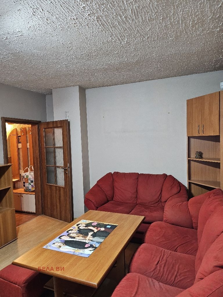 Til leie  1 soverom Pernik , Iztok , 68 kvm | 81265371 - bilde [2]