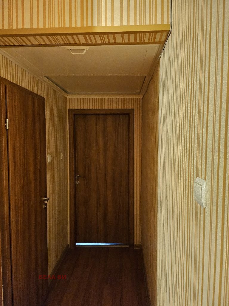 Til leie  1 soverom Pernik , Iztok , 68 kvm | 81265371 - bilde [9]