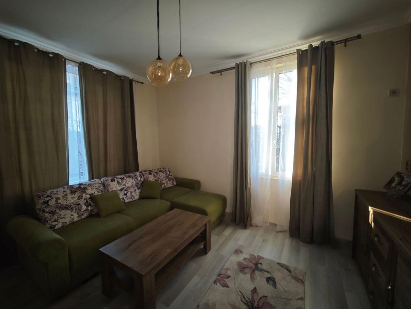 Дава под наем 2-СТАЕН, гр. София, Банишора