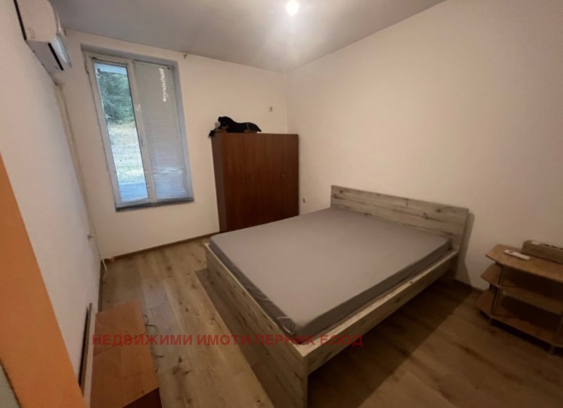 K pronájmu  1 ložnice Pernik , Centar , 62 m2 | 67312871 - obraz [11]