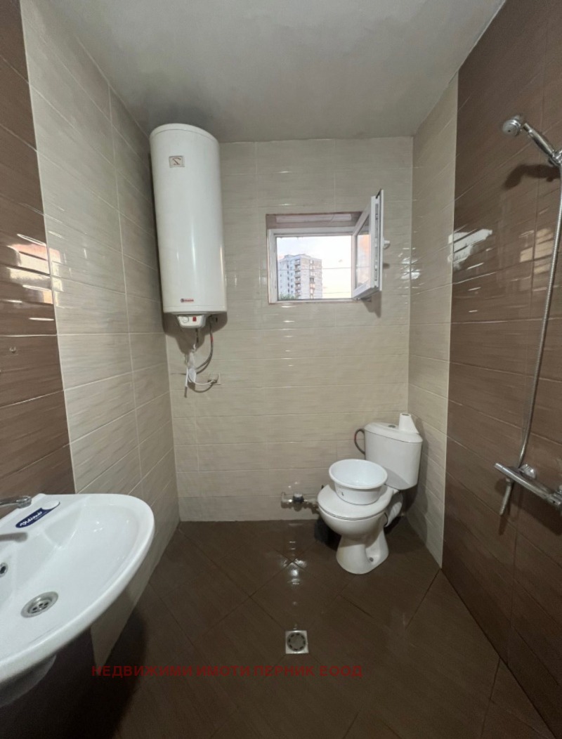 K pronájmu  1 ložnice Pernik , Centar , 62 m2 | 67312871 - obraz [2]