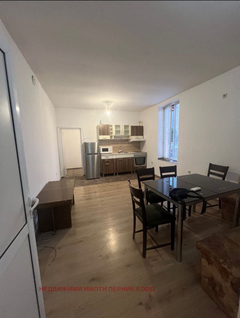 K pronájmu  1 ložnice Pernik , Centar , 62 m2 | 67312871 - obraz [6]