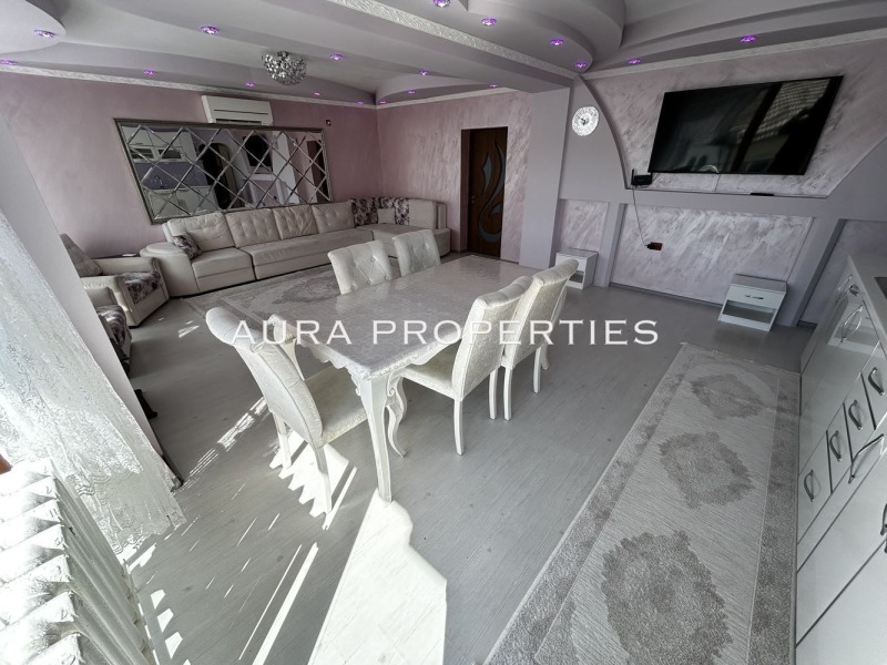 For Rent  2 bedroom Razgrad , Tsentar , 100 sq.m | 19884431 - image [3]