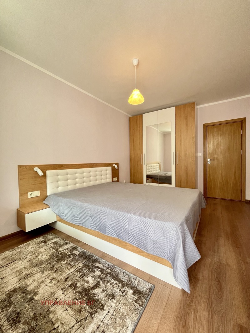 Zu vermieten  2 Schlafzimmer Sofia , sch.gr.Juschen park , 100 qm | 82759112 - Bild [3]