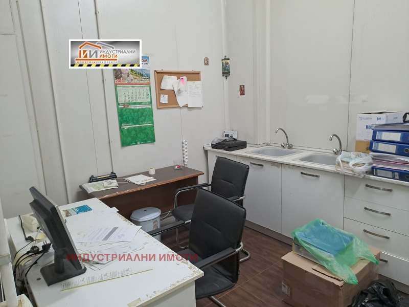 Дава под наем СКЛАД, гр. Пловдив, Индустриална зона - Север, снимка 10 - Складове - 52389240