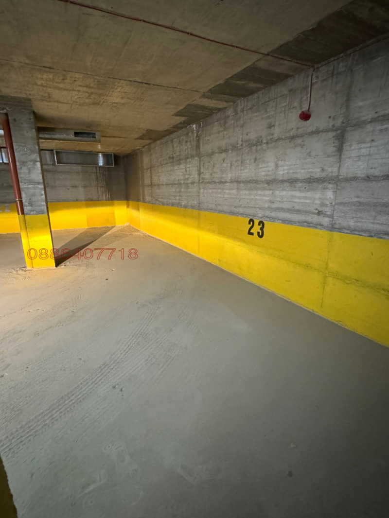 Дава под наем ГАРАЖ, ПАРКОМЯСТО, гр. Кърджали, Център, снимка 6 - Гаражи и паркоместа - 52783491