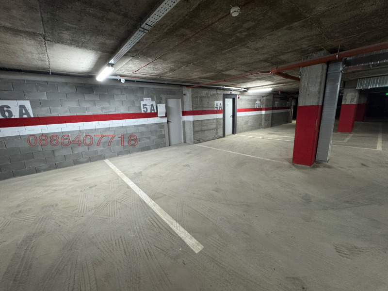 Дава под наем ГАРАЖ, ПАРКОМЯСТО, гр. Кърджали, Център, снимка 11 - Гаражи и паркоместа - 52783491