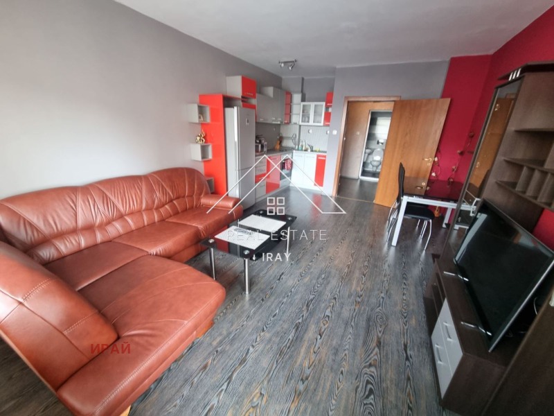 Kiadó  2 hálószobás Stara Zagora , Centar , 100 négyzetméter | 42618920