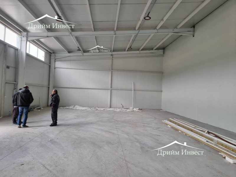 Дава под наем ПРОМ. ПОМЕЩЕНИЕ, гр. Пловдив, Индустриална зона - Юг, снимка 2 - Производствени сгради - 53189013