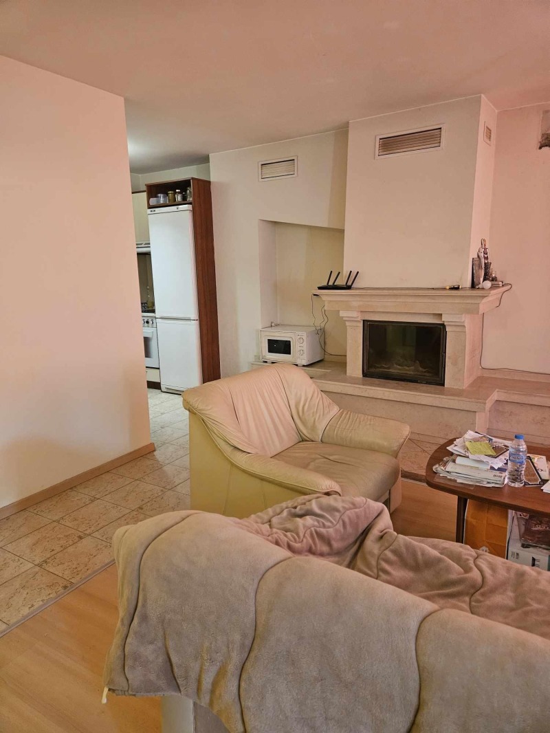 Do wynajęcia  1 sypialnia Sofia , Zona B-5 , 90 mkw | 97141025