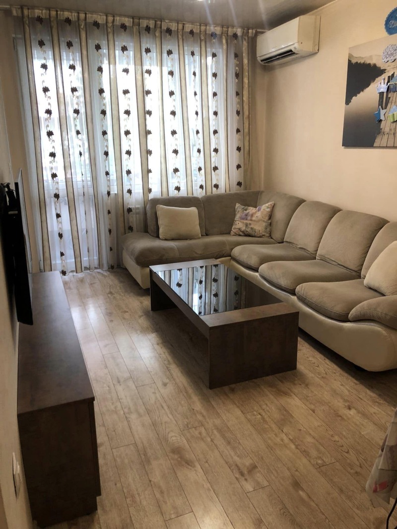 Дава под нем  3-стаен, град Пловдив, Каменица 1 •  800 € • ID 27865195 — holmes.bg - [1] 