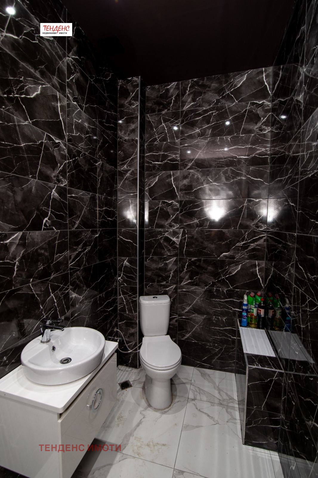 Дава под наем МАГАЗИН, гр. Кърджали, Възрожденци, снимка 12 - Магазини - 33248775