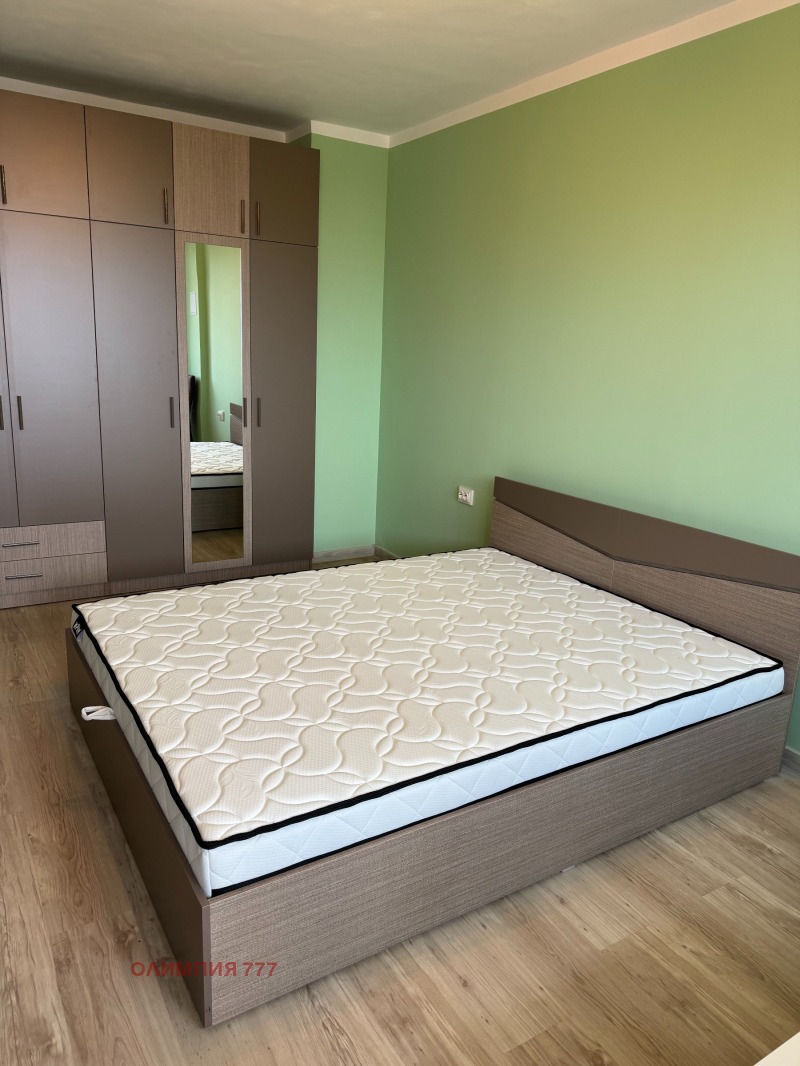 A louer  Studio Pleven , Chirok tsentar , 50 m² | 76911668
