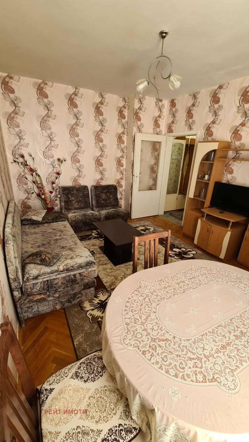 Под наем 3-СТАЕН, град Стара Загора, Център • 590 лв. / 301.66 € • 30416188 1