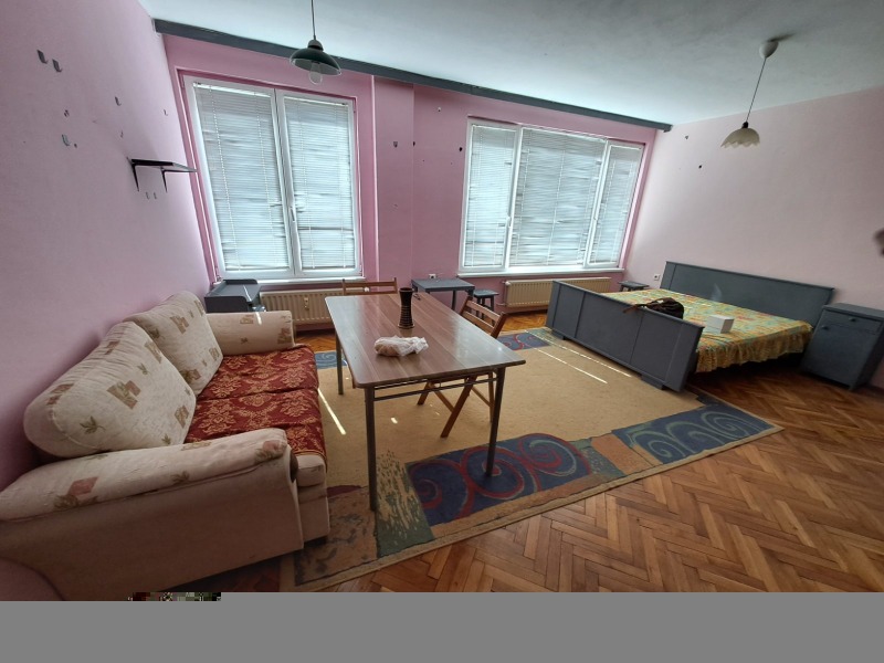 Kiralık  Stüdyo Sofia , Geo Milev , 44 metrekare | 46179668 - görüntü [2]